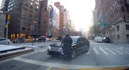 "Lo hice a propósito": Conductora atropella a un oficial en Nueva York