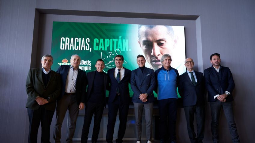 Andrés Guardado tiene emotiva despedida del Betis y entrega el gafete de capitán