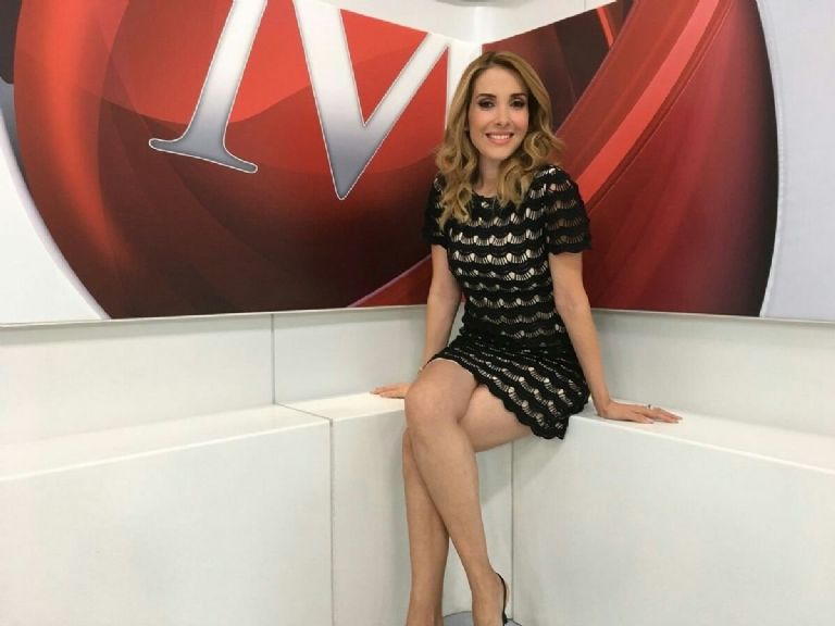 Azucena Uresti dice adiós de su programa