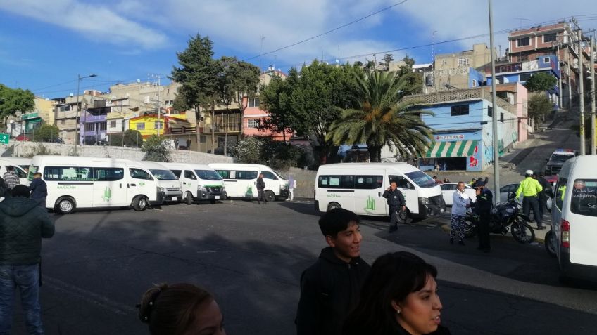 Caos en la carretera Naucalpan-Toluca por bloqueo de transportistas en Luis Donaldo Colosio