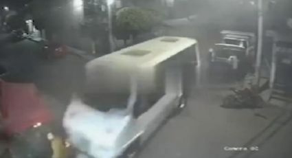 Tragedia en Naucalpan: Microbús sin chofer atropella y mata a persona en puesto de comida