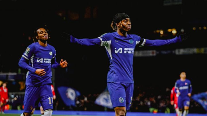 Chelsea es el primer finalista de la Copa de Liga y espera a Liverpool o a Raúl Jiménez