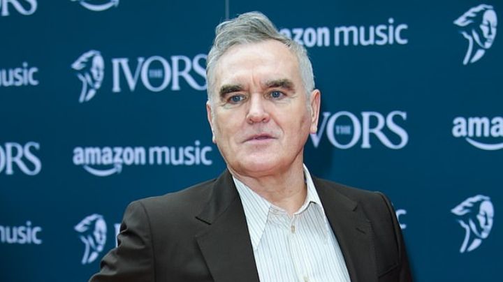 Abruptamente, Morrissey cancela conciertos después de “recibir supervisión médica”