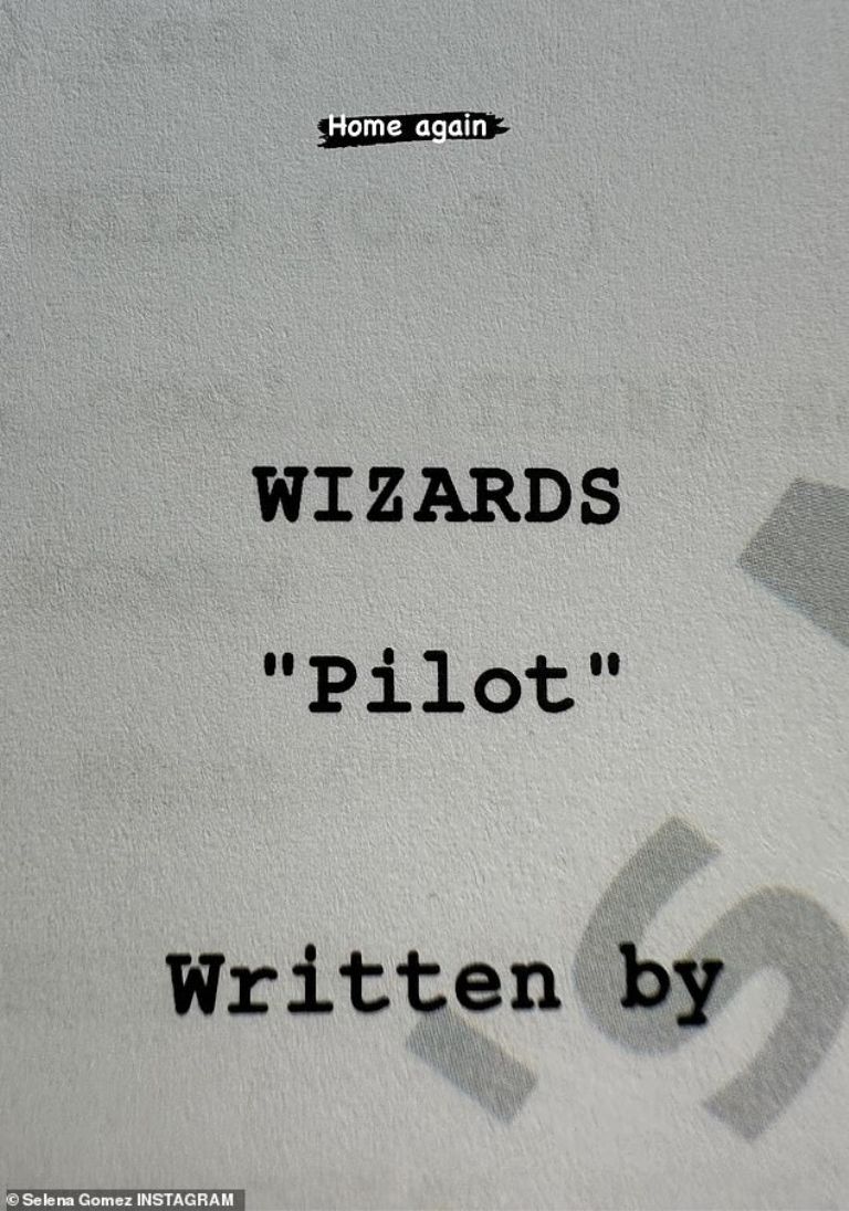 Libreto 'Hechiceros de Waverly Place'