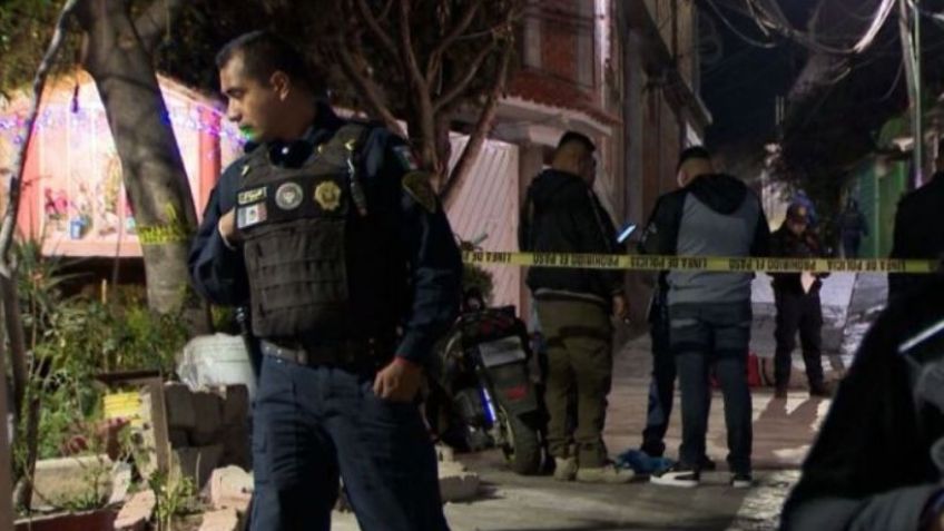 Sicarios armados ejecutan a hombre en narcotienda de la Magdalena Contreras; hay un herido