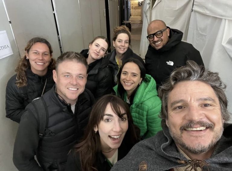 Pedro Pascal en 'Gladiator 2': ¿Se filtra accidentalmente el traje del Actor en una Imagen de BTS?