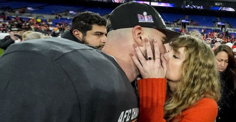 Taylor Swift y las celebridades que apoyan a los Kansas City Chiefs en el Super Bowl LVIII