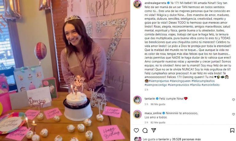 Andrea Legarreta y Erik Rubín aparecen muy abrazados