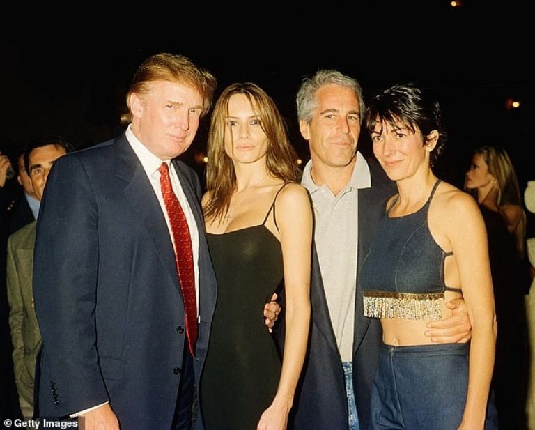 Trump, Melania, Jeffrey y Maxwell