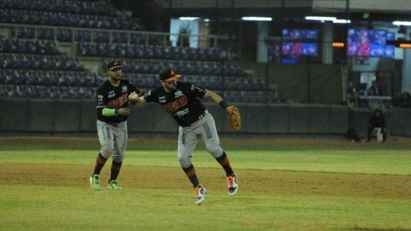 Naranjeros de Hermosillo avanzan a semifinales de la LMP tras dramático triunfo en Navojoa