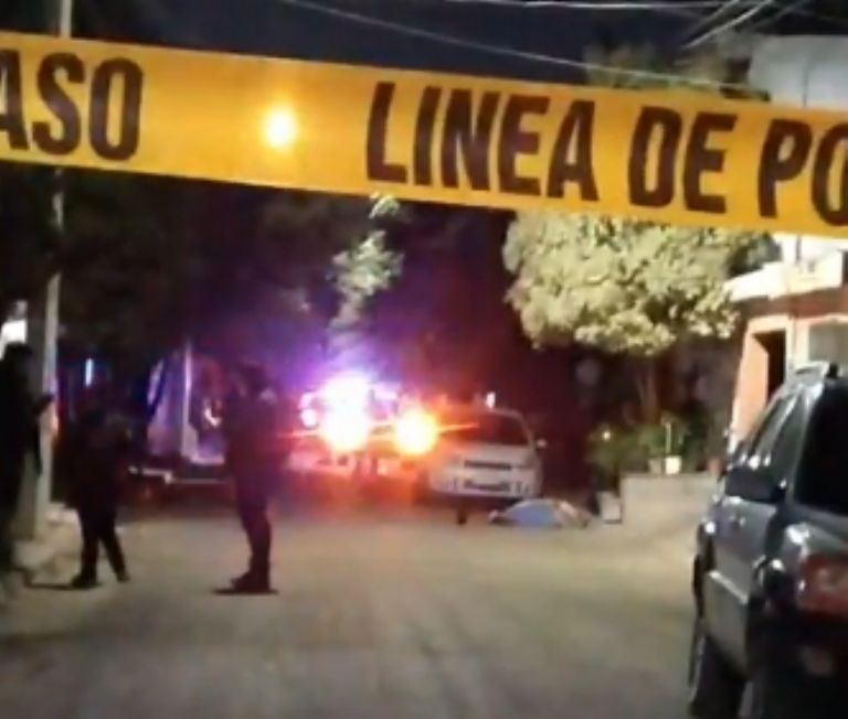 El cuerpo tendido en calles de la colonia México