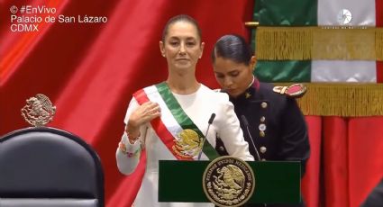 VIDEO: Ifigenia Martínez entrega Banda Presidencial a Claudia Sheinbaum, presidenta de México