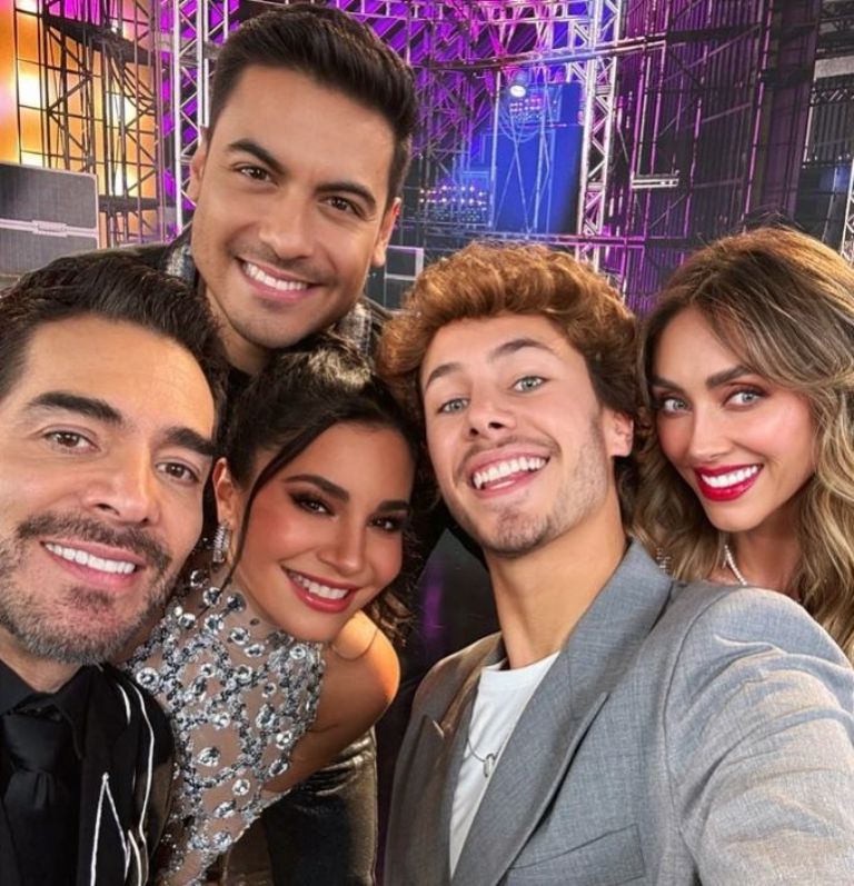 Investigadores de Quién es la máscara