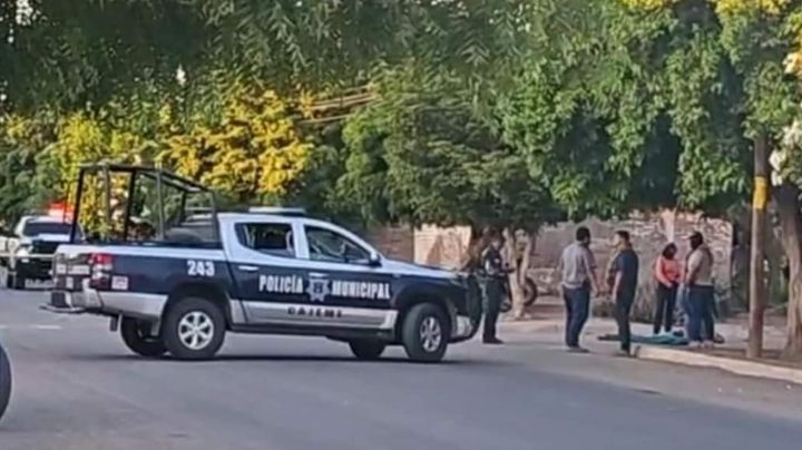 Violencia, imparable en Cajeme: Atacan a balazos a sujeto en Providencia; murió en plena banqueta