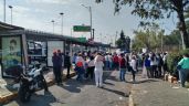 Foto ilustrativa de la nota titulada Caos en Periférico Norte por bloqueo de transportistas y tianguistas en el parque Naucalli
