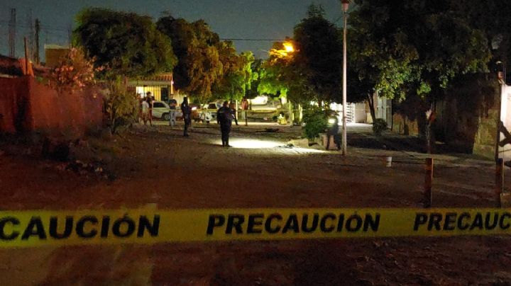 Violencia en Culiacán: Sicarios ejecutan a hombre en Huizaches, lo sacaron de una 'jugada'