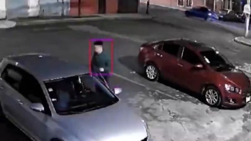 VIDEO: Captan violento robo a mano armada de auto en Naucalpan, Estado de México