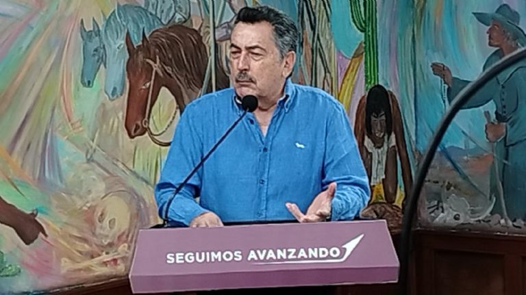 El alcalde Javier Lamarque Cano negó que exista cobro de piso en el municipio. Foto: Cortesía