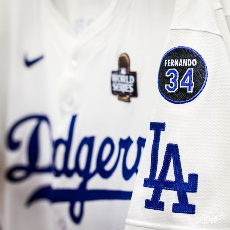 Dodgers le harán homenaje a Valenzuela en la Serie Mundial
