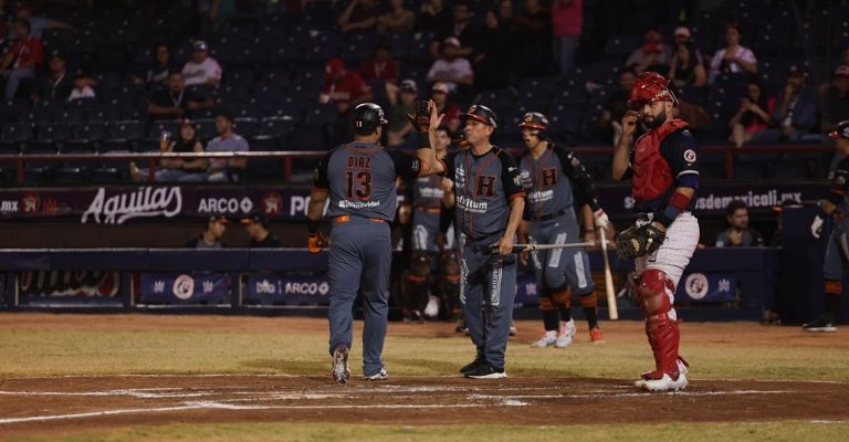 Naranjeros cae ante Águilas en Mexicali