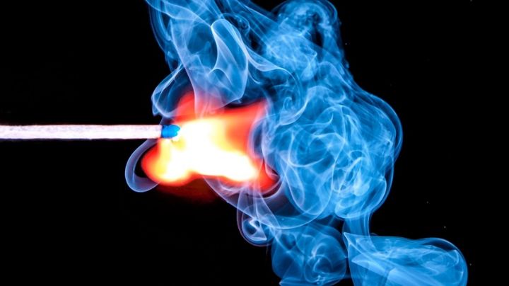 CDMX: Tras pelear con su marido, mujer le arroja solvente y le prende fuego; ya fue detenida