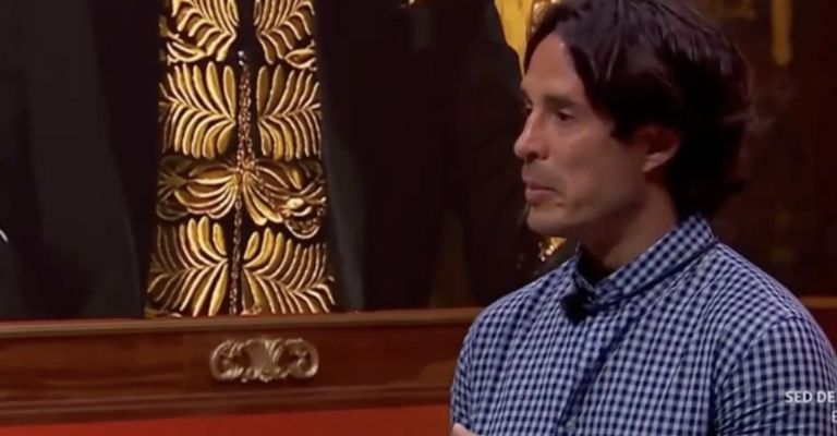 Fernando Alonso llora devastado al hablar de su reencuentro con su padre tras 45 años de abandono