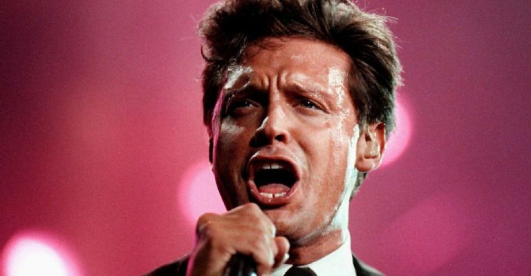 Luis Miguel perdería millones de pesos tras cancelar cinco conciertos en México