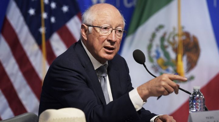 VIDEO: Ken Salazar desmiente declaraciones de Gertz Manero sobre detención de 'El Mayo'