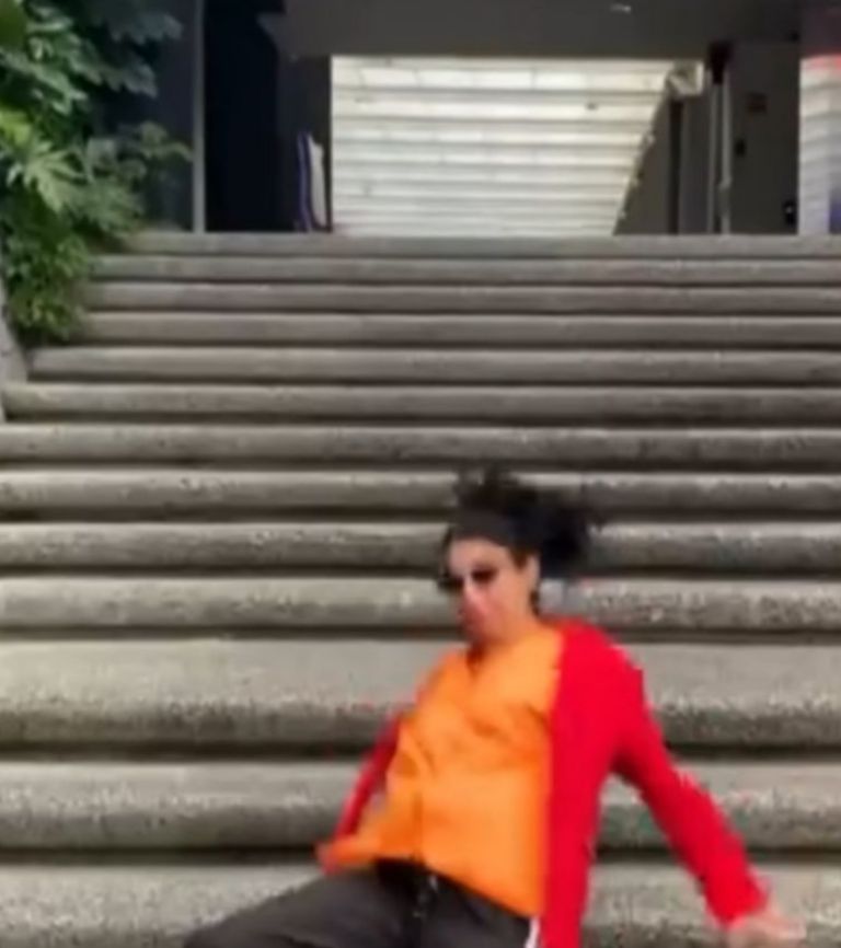 Ferka sufre terrible accidente tras caer en VLA