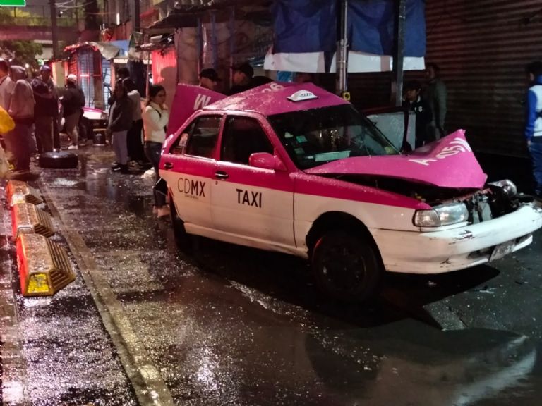 Taxista muerto en Tacuba