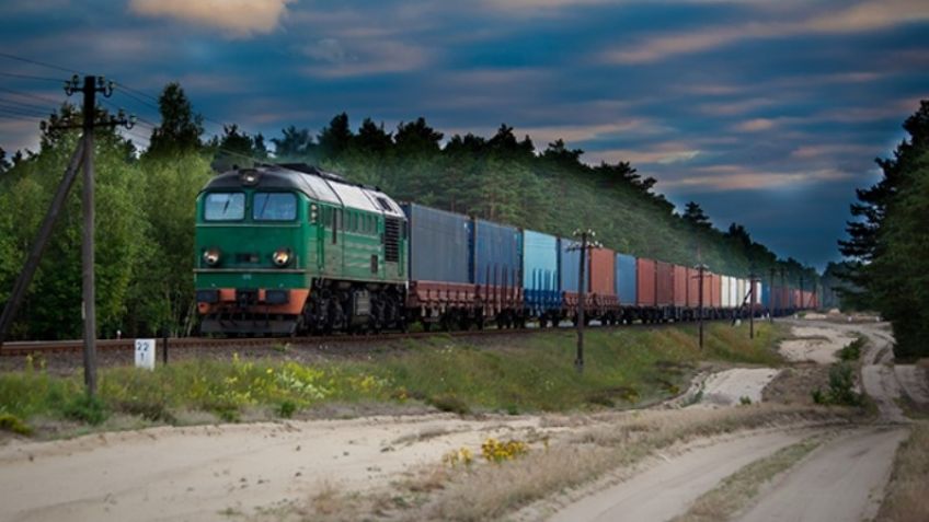 Con 472 votos, diputados autorizan que el Estado tenga derecho sobre las vías ferroviarias