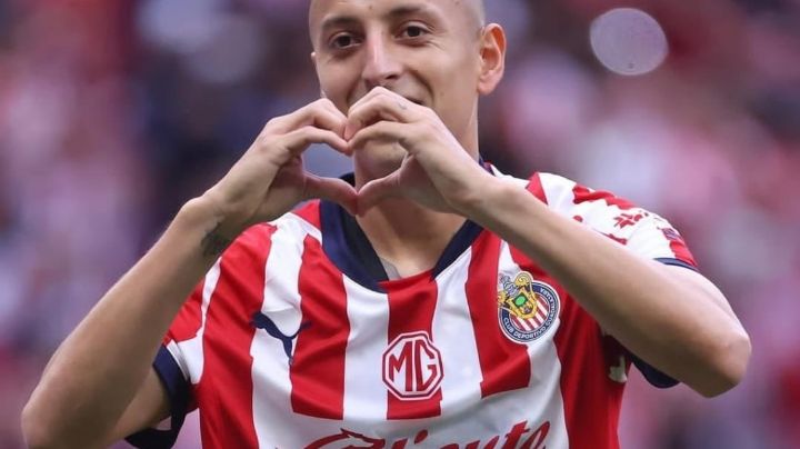 'El Piojo' Alvarado la libra: FMF descarta castigo tras arrojar 'petardo' a periodistas