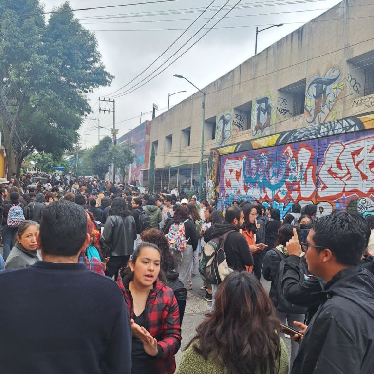Bomba en escuela de Tlalpan
