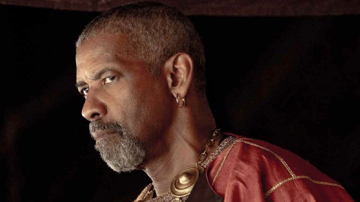 Denzel Washington revela escena eliminada en 'Gladiator II' en la que besa a otro hombre