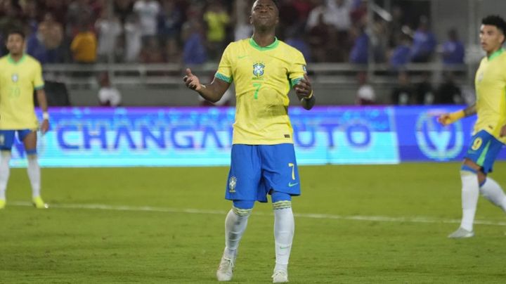 Vinicius falla penal y Brasil iguala con Venezuela en eliminatorias mundialistas