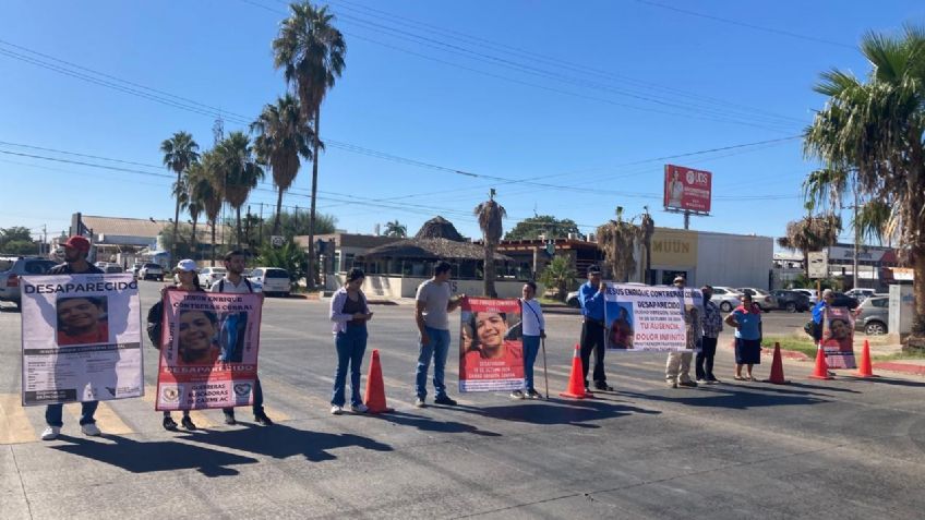 Ciudad Obregón: Cierran vialidades por falta de avances en caso de desaparición de Jesús Enrique