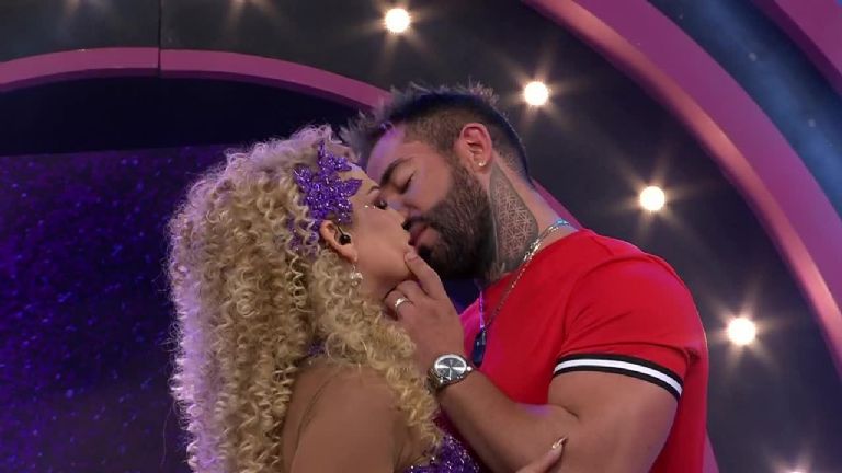 Niurka feliz con su nuevo novio