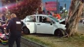 Foto ilustrativa de la nota titulada Fatídico accidente: Dos muertos tras brutal choque en Iztapalapa; quedaron en el auto