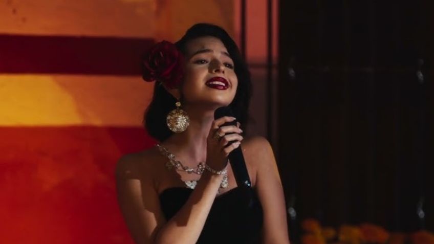 Filtran que Ángela Aguilar lloraría tras su presentación en los 'Kids Choice Awards'