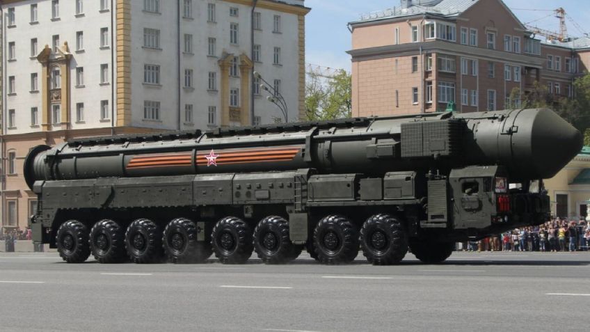 Rusia comienza represalias: Lanza por primera vez un misil balístico contra Ucrania