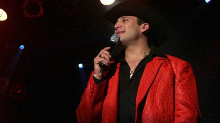 A 18 años de su trágico asesinato, así luce la tumba de Valentín Elizalde en Guasave