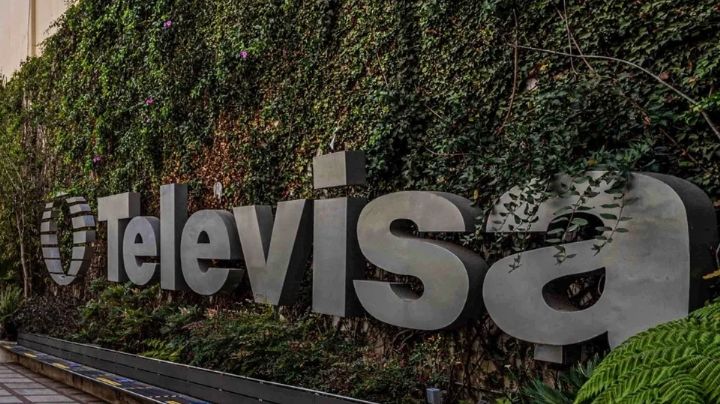 Salió del clóset: Conductora de Televisa le declara su amor a otra famosa en vivo: "No te cases"