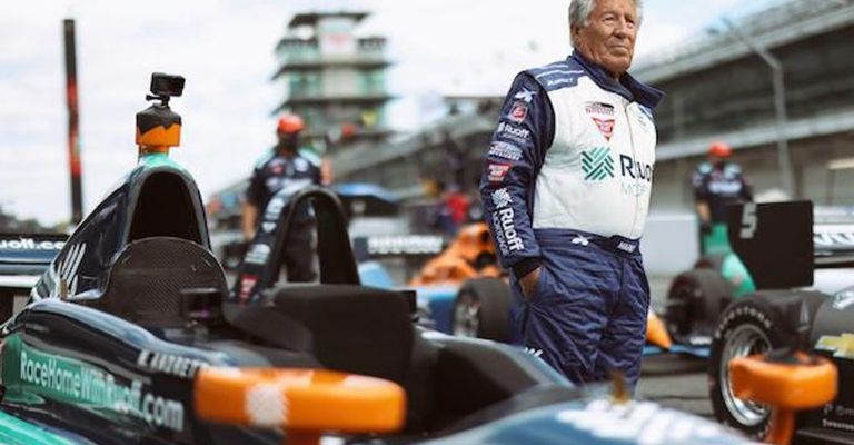 Mario Andretti tiene toda una vida en el automovilismo