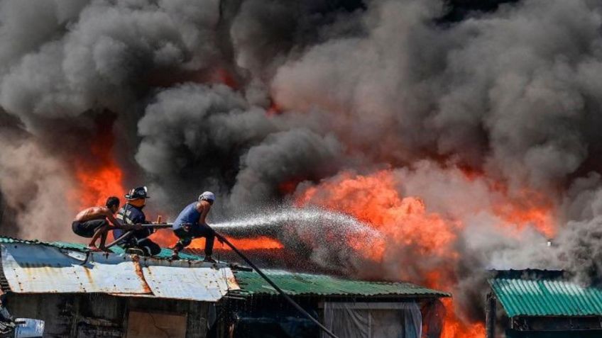 FUERTES IMÁGENES: Devastador incendio consume mil casas en Filipinas; miles pierden su hogar