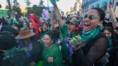 Foto ilustrativa de la nota titulada El avance de la marea verde en 2024: Edomex y otros estados despenalizan el aborto