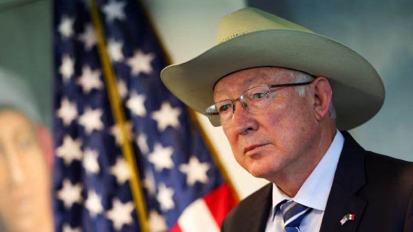 Ken Salazar propone solución para migración; requiere trabajo en la frontera sur de México