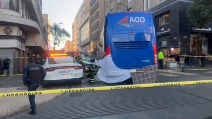 Fatídico accidente: Mujer muere atropellada por autobús sobre Avenida Juárez