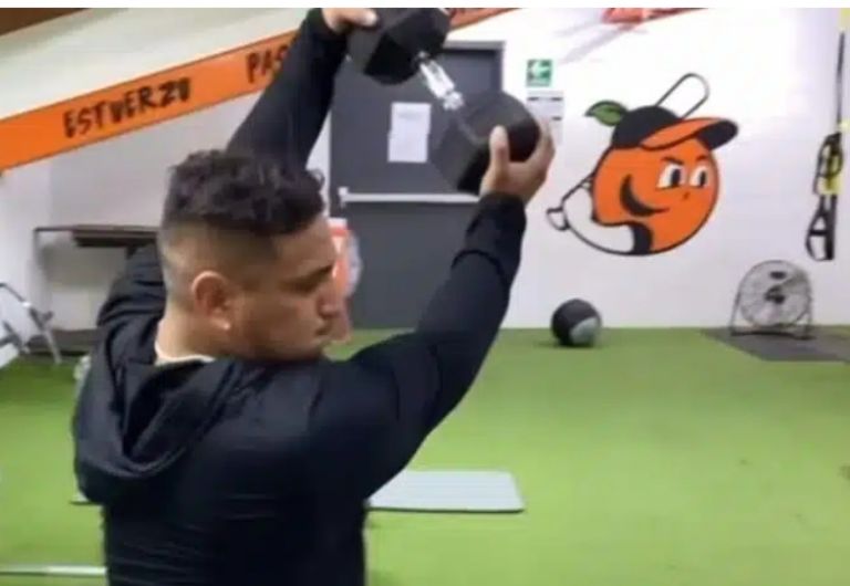 Paredes reportaría con Cruz Azul