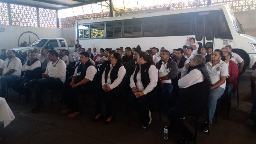 Sonora: Operadores de transporte toman curso de Protección Civil para evitar siniestros