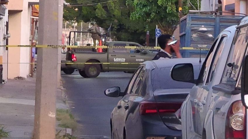 Ataque armado desata el pánico en bazar de Guanajuato; reportan a una víctima fatal